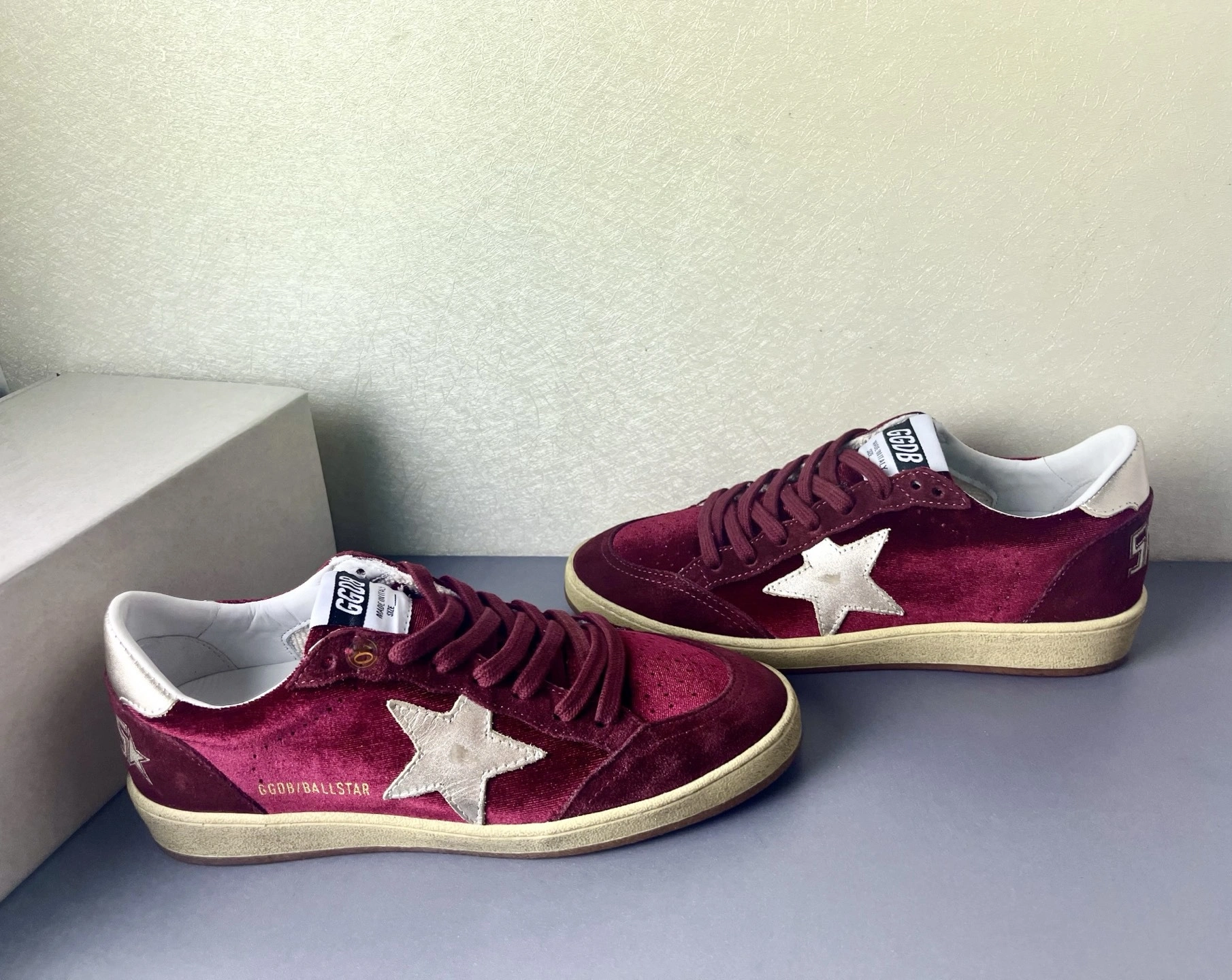 OOBB-- 6642 GWF00117.F007476.40533 Deluxe Brand Ball-STAR cowhide item:E-X018I2315